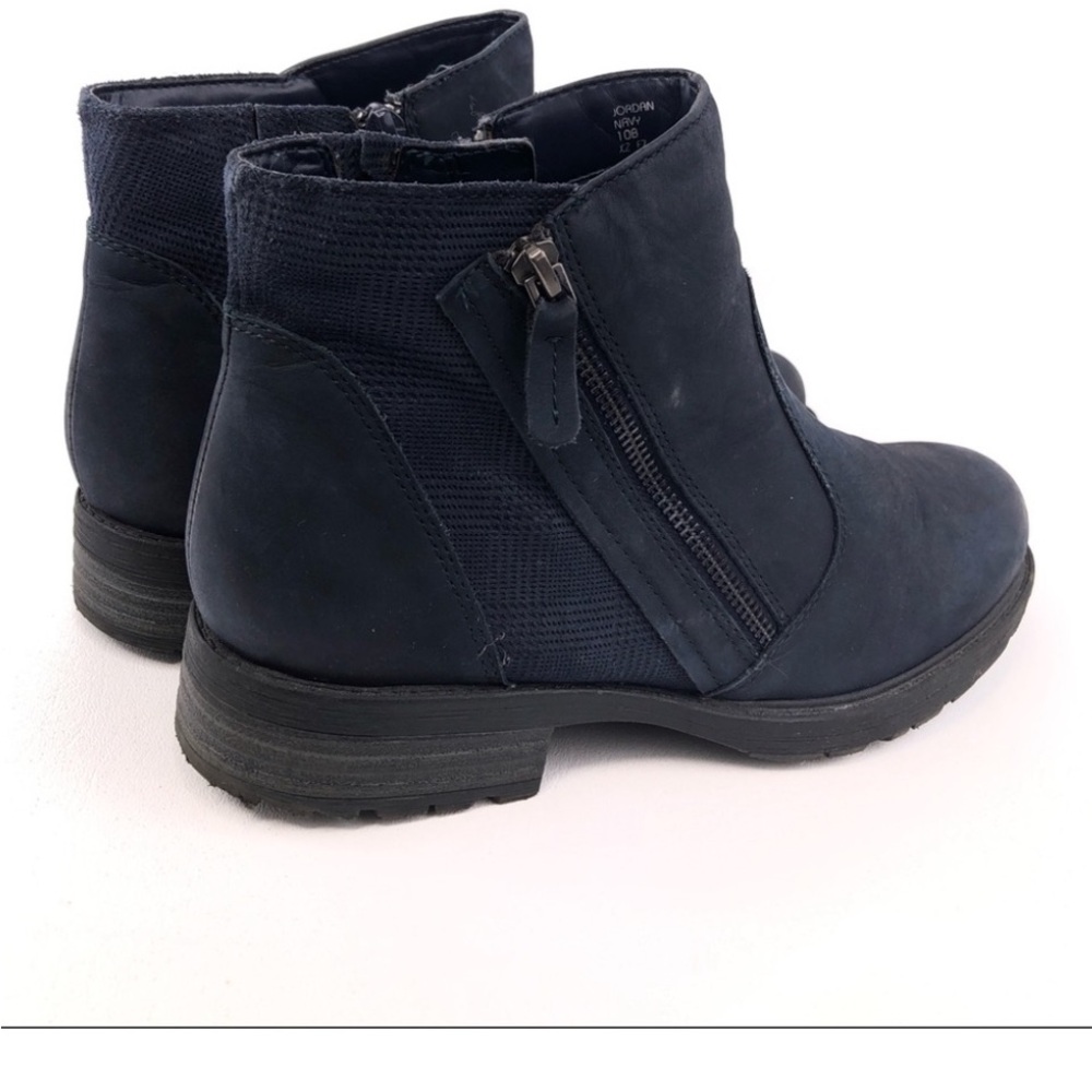 Earth     Jordan Zip Ankle Boots   Size 6.5